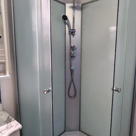 公寓 Cosy A Avec Terrasse Et Parking, Animaux Admis - Fr-1-589-689 拉布雷斯