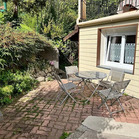 Cosy A Avec Terrasse Et Parking, Animaux Admis - Fr-1-589-689